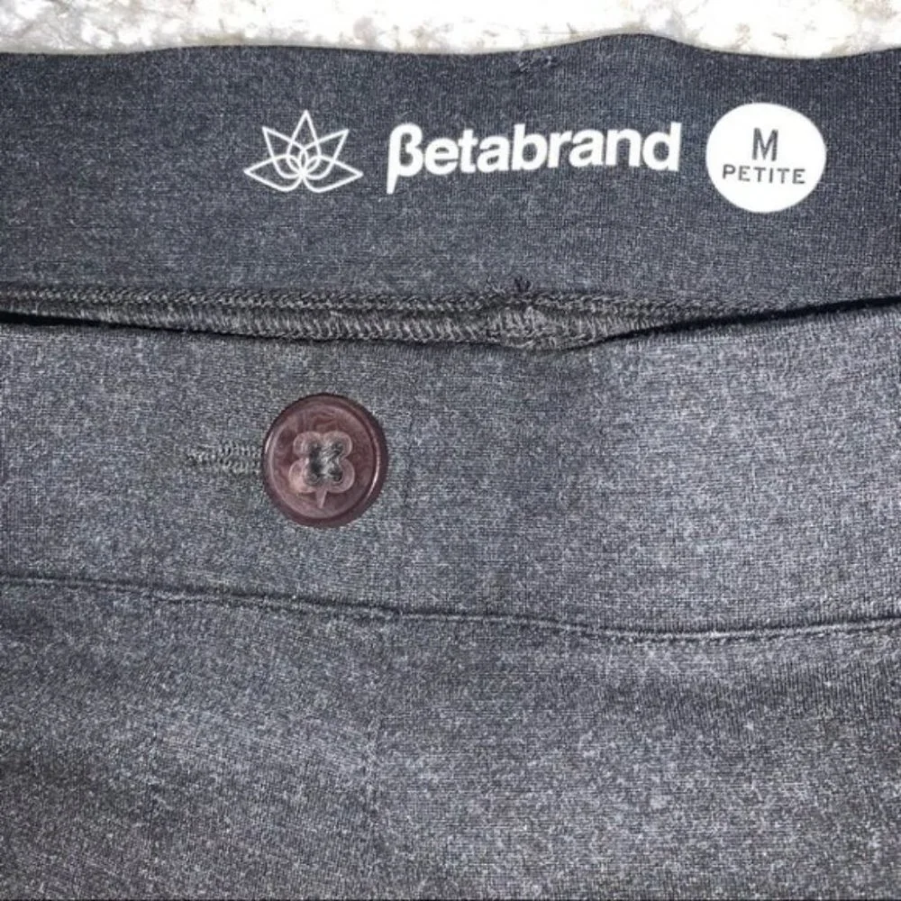 Betabrand Boot-Cut Dress Pants Size Medium Petite Charcoal Grey‎ Stretch NWOT